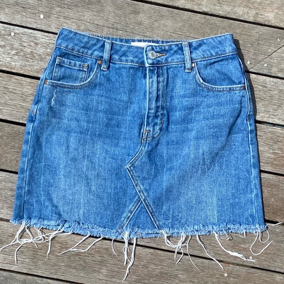 Pacsun Blue Jean Distressed Mini Skirt, Size 26 - Picture 1 of 2
